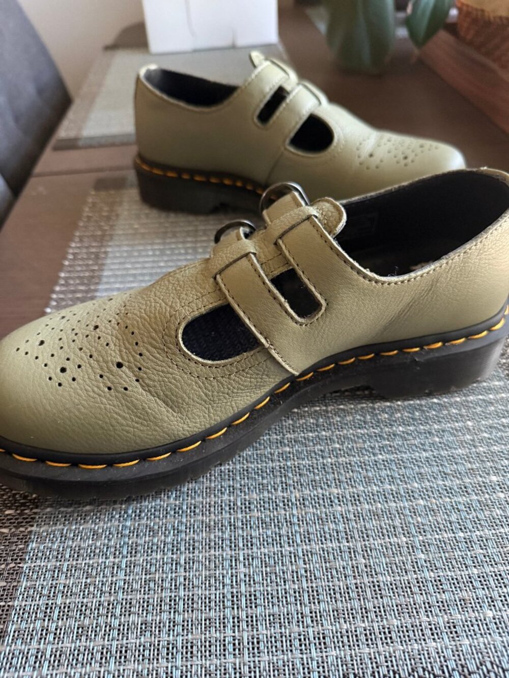 Dr. Martens Women's Olive 8065 Virginia Leather Mary Jane Shoes - US 8/UK 39 - Picture 3 of 14